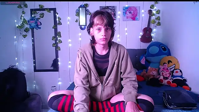 Snapshot of Caitlynwheler chatting on February 9, 2025, 1:46 pm Caitlynwheler online show from February 9, 2025, 1:46 pm