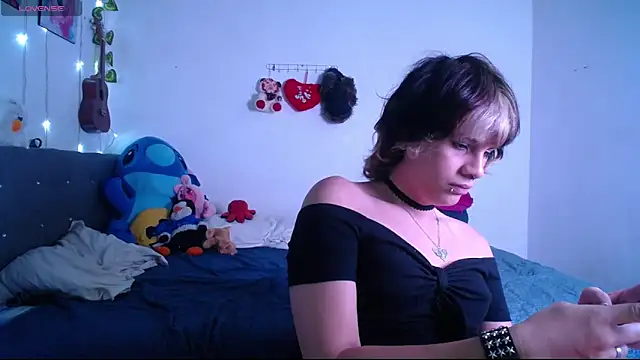 Snapshot of Caitlynwheler chatting on March 17, 2025, 1:29 pm Caitlynwheler online show from March 17, 2025, 1:29 pm