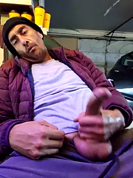 Snapshot of Pumpndeep chatting on November 17, 2025, 9:42 pm Pumpndeep online show from November 17, 2025, 9:42 pm