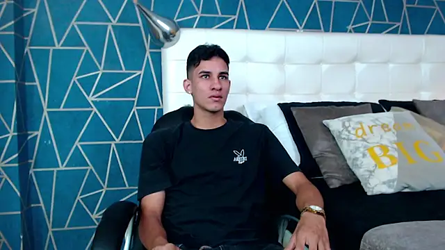 Snapshot of JakeMoxley chatting on January 27, 2025, 12:48 pm JakeMoxley online show from January 27, 2025, 12:48 pm