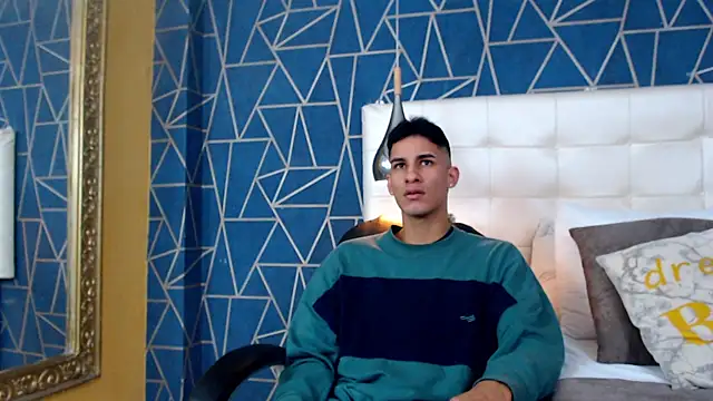 Snapshot of JakeMoxley chatting on February 4, 2025, 12:33 pm JakeMoxley online show from February 4, 2025, 12:33 pm