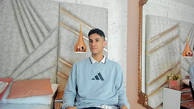 Snapshot of JakeMoxley chatting on February 6, 2025, 1:21 pm JakeMoxley online show from February 6, 2025, 1:21 pm