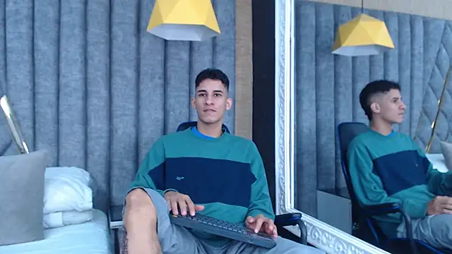 Snapshot of JakeMoxley chatting on February 11, 2025, 2:24 pm JakeMoxley online show from February 11, 2025, 2:24 pm