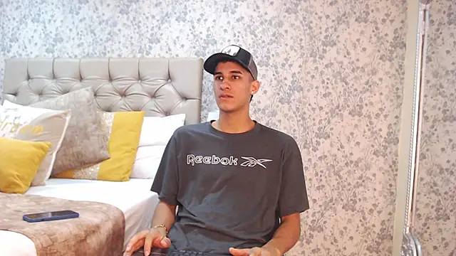 Snapshot of JakeMoxley chatting on February 15, 2025, 8:11 pm JakeMoxley online show from February 15, 2025, 8:11 pm