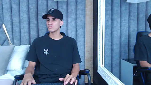 Snapshot of JakeMoxley chatting on February 20, 2025, 12:47 pm JakeMoxley online show from February 20, 2025, 12:47 pm