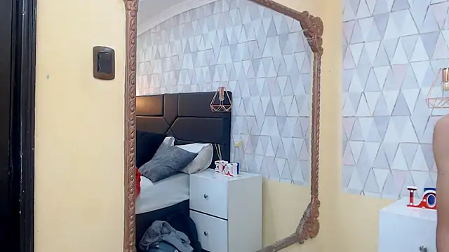 Snapshot of JakeMoxley chatting on February 21, 2025, 5:42 pm JakeMoxley online show from February 21, 2025, 5:42 pm