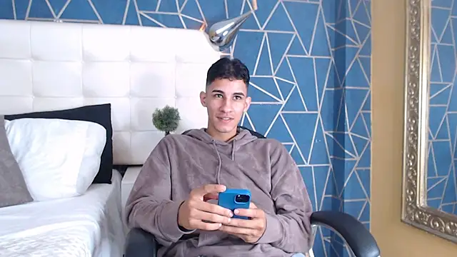 Snapshot of JakeMoxley chatting on March 4, 2025, 1:06 pm JakeMoxley online show from March 4, 2025, 1:06 pm