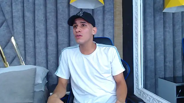 Snapshot of JakeMoxley chatting on March 10, 2025, 3:34 am JakeMoxley online show from March 10, 2025, 3:34 am