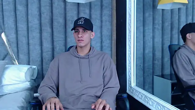 Snapshot of JakeMoxley chatting on March 19, 2025, 12:34 pm JakeMoxley online show from March 19, 2025, 12:34 pm