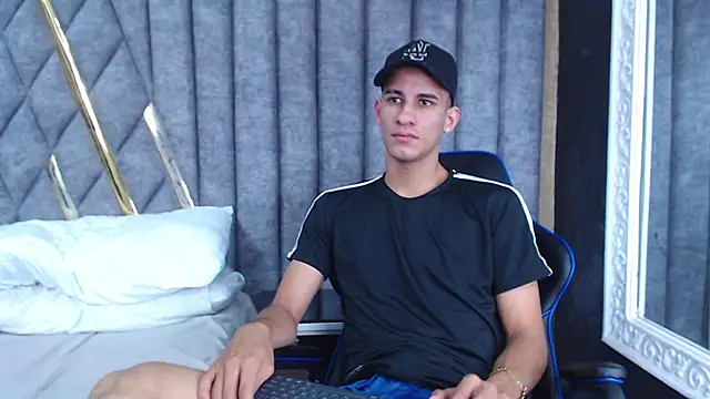 Snapshot of JakeMoxley chatting on March 20, 2025, 4:31 pm JakeMoxley online show from March 20, 2025, 4:31 pm