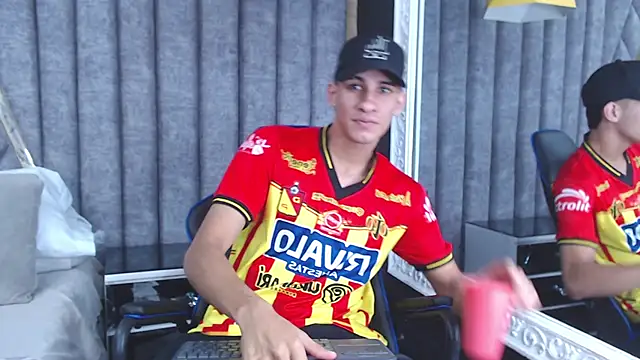 Snapshot of JakeMoxley chatting on March 22, 2025, 6:03 pm JakeMoxley online show from March 22, 2025, 6:03 pm