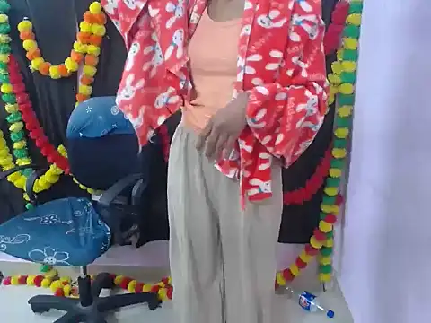 Snapshot of gulabo-Queen chatting on December 10, 2024, 9:11 pm gulabo-Queen online show from December 10, 2024, 9:11 pm