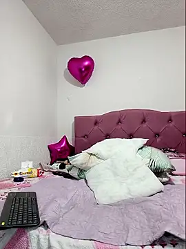 Snapshot of Melinaa-sex chatting on December 4, 2025, 10:13 am Melinaa-sex online show from December 4, 2025, 10:13 am