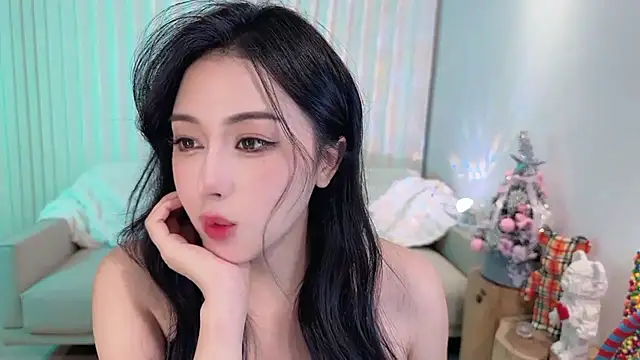 K-moumou online show from December 25, 2024, 8:28 pm