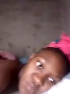 Snapshot of sexyfggal chatting on October 6, 2025, 11:35 pm sexyfggal online show from October 6, 2025, 11:35 pm