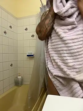 Snapshot of kelin17 chatting on September 30, 2025, 8:08 am kelin17 online show from September 30, 2025, 8:08 am