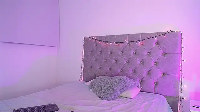 Snapshot of _kimtorres__ chatting on January 19, 2025, 1:43 am kimtorres online show from January 19, 2025, 1:43 am