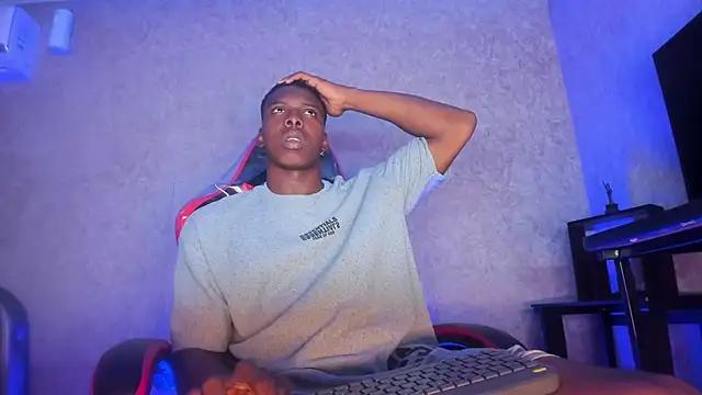 Snapshot of JD_THEBABY chatting on October 2, 2025, 2:24 pm JD THEBABY online show from October 2, 2025, 2:24 pm