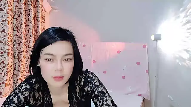 Linda-LL online show from March 8, 2025, 3:02 pm