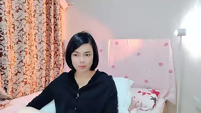 Linda-LL online show from March 15, 2025, 12:24 pm