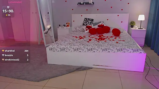 Snapshot of Fay_Dunaway chatting on February 14, 2025, 3:36 pm Fay Dunaway online show from February 14, 2025, 3:36 pm