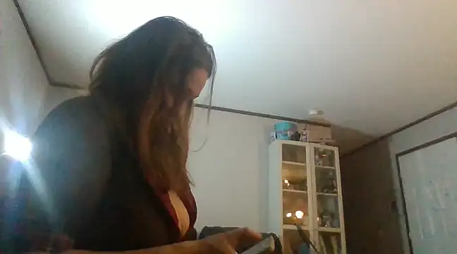 IvanaPlenty online show from March 22, 2025, 9:56 am