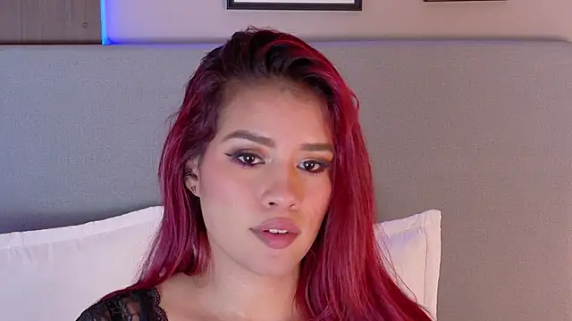 Snapshot of KasyRose chatting on February 25, 2025, 5:36 pm KasyRose online show from February 25, 2025, 5:36 pm