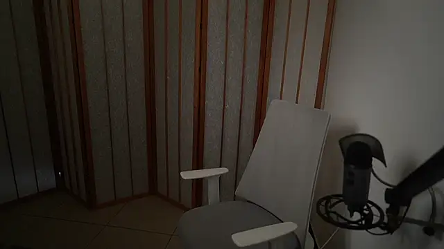 Your Ice cream online show from December 1, 2025, 1:05 pm