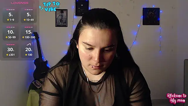 Nika 1  online show from September 21, 2025, 7:37 pm