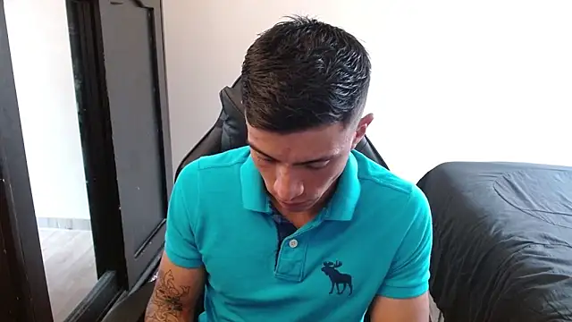 kv   xxx  online show from October 28, 2025, 3:47 pm