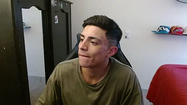 kv   xxx  online show from November 24, 2025, 5:01 pm