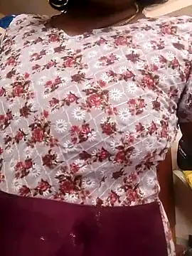 Snapshot of sneha_telugu_girl chatting on January 13, 2025, 7:21 am sneha telugu girl online show from January 13, 2025, 7:21 am