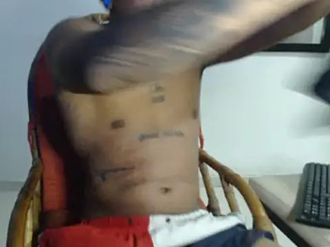 camiloacosta321 online show from February 13, 2025, 4:54 am