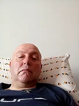 Necas197 online show from October 5, 2025, 3:10 pm