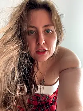 Snapshot of Topvi_ chatting on October 24, 2025, 10:11 am Topvi online show from October 24, 2025, 10:11 am