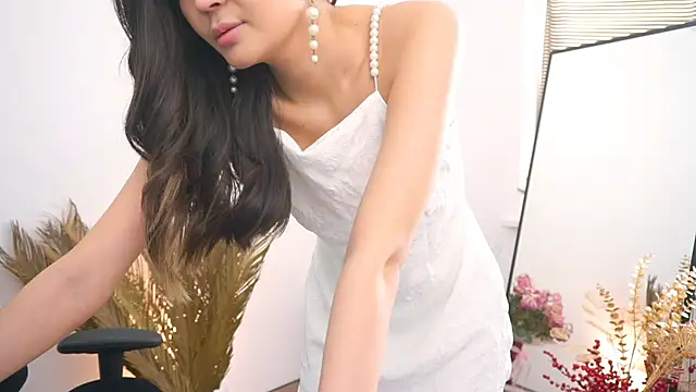 Peopleneedlove144 online show from January 22, 2025, 2:56 pm