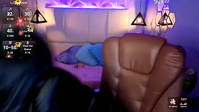 Snapshot of AlessiaVal_ chatting on November 20, 2025, 2:17 pm AlessiaVal online show from November 20, 2025, 2:17 pm