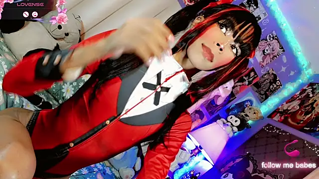 Snapshot of Jadee_Ariell chatting on October 16, 2025, 2:40 pm Jadee Ariell online show from October 16, 2025, 2:40 pm