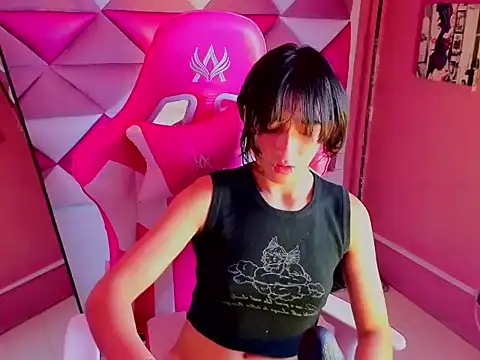 Snapshot of Danny_Face chatting on September 16, 2025, 1:56 pm Danny Face online show from September 16, 2025, 1:56 pm