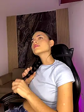 Snapshot of HannaRhodes chatting on September 23, 2025, 12:52 pm HannaRhodes online show from September 23, 2025, 12:52 pm