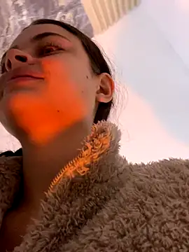 Snapshot of HannaRhodes chatting on September 28, 2025, 12:54 pm HannaRhodes online show from September 28, 2025, 12:54 pm