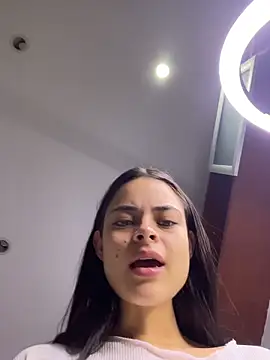 Snapshot of HannaRhodes chatting on October 10, 2025, 3:11 pm HannaRhodes online show from October 10, 2025, 3:11 pm