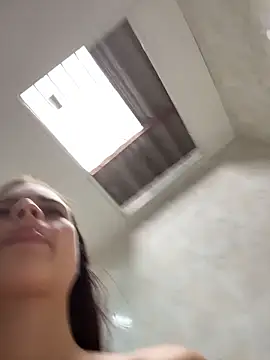 Snapshot of HannaRhodes chatting on October 12, 2025, 1:21 pm HannaRhodes online show from October 12, 2025, 1:21 pm