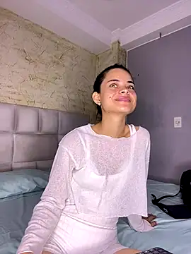 Snapshot of HannaRhodes chatting on October 30, 2025, 1:56 pm HannaRhodes online show from October 30, 2025, 1:56 pm