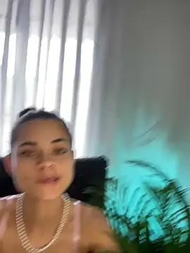 Snapshot of HannaRhodes chatting on November 1, 2025, 5:15 pm HannaRhodes online show from November 1, 2025, 5:15 pm