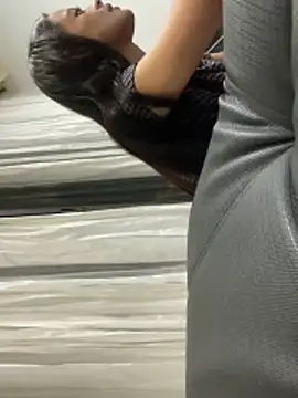 Snapshot of HannaRhodes chatting on December 5, 2025, 4:10 am HannaRhodes online show from December 5, 2025, 4:10 am