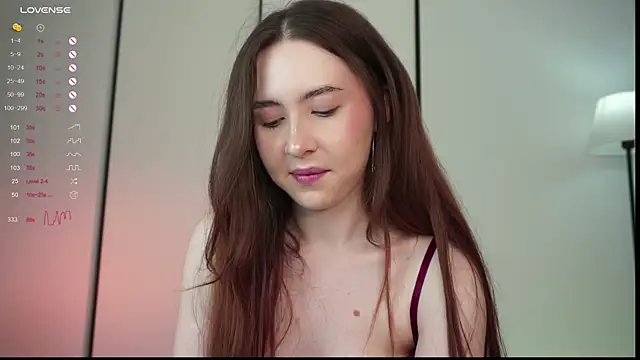 holyhee online show from March 18, 2025, 10:26 pm