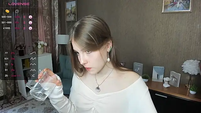 Snapshot of DarleneHatt chatting on January 30, 2025, 10:29 am DarleneHatt online show from January 30, 2025, 10:29 am