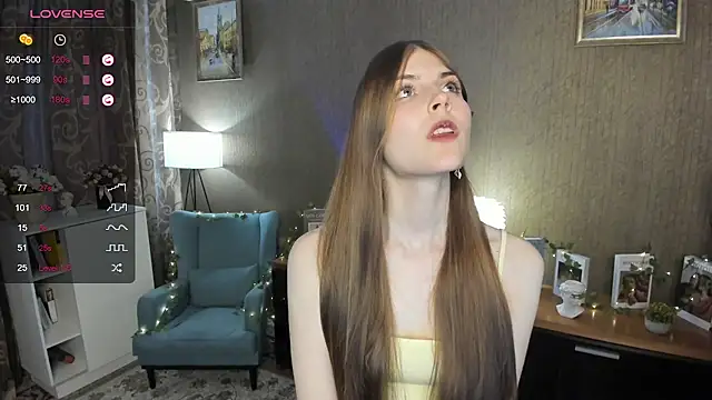 Snapshot of DarleneHatt chatting on March 13, 2025, 6:05 am DarleneHatt online show from March 13, 2025, 6:05 am