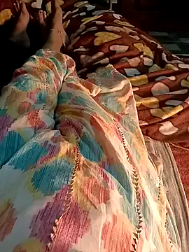 Snapshot of QUEEN-X-CPL chatting on January 13, 2025, 5:02 pm QUEEN-X-CPL online show from January 13, 2025, 5:02 pm